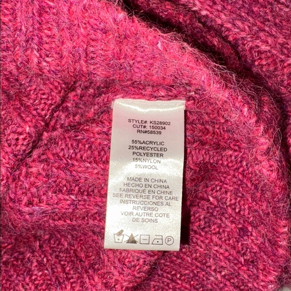 Kut From The Kloth Woman’s Medium Magenta Claudette Crewneck Sweater - Picture 6 of 7